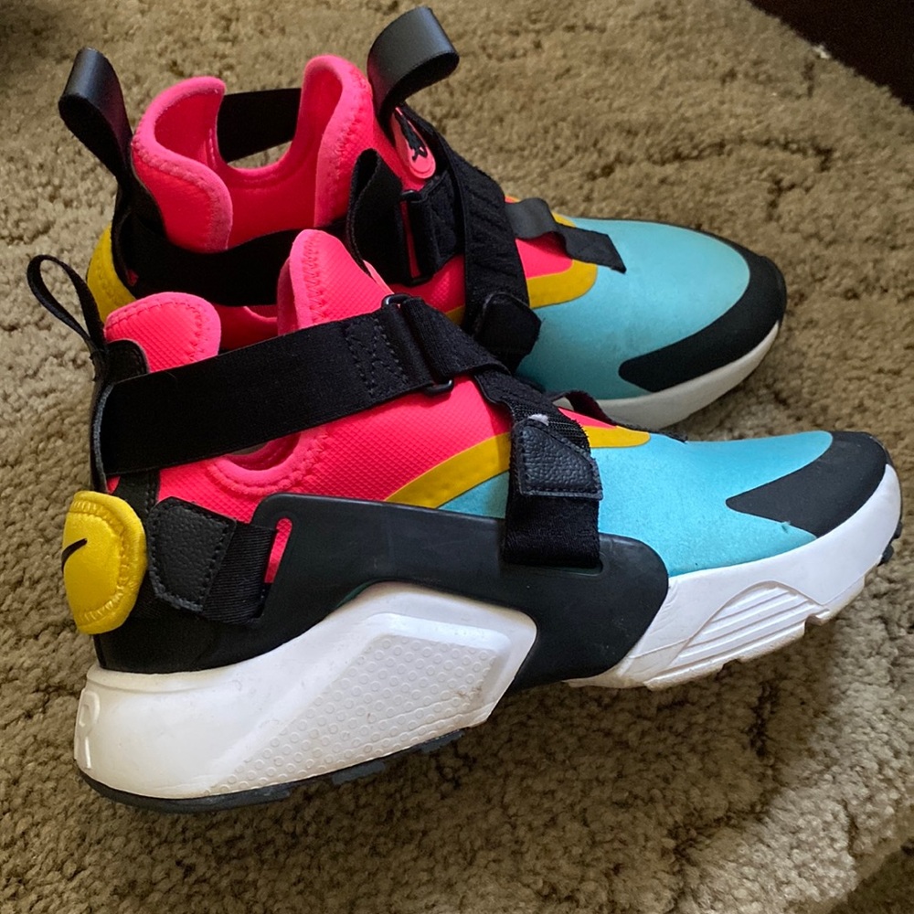 Nike size 7 like New